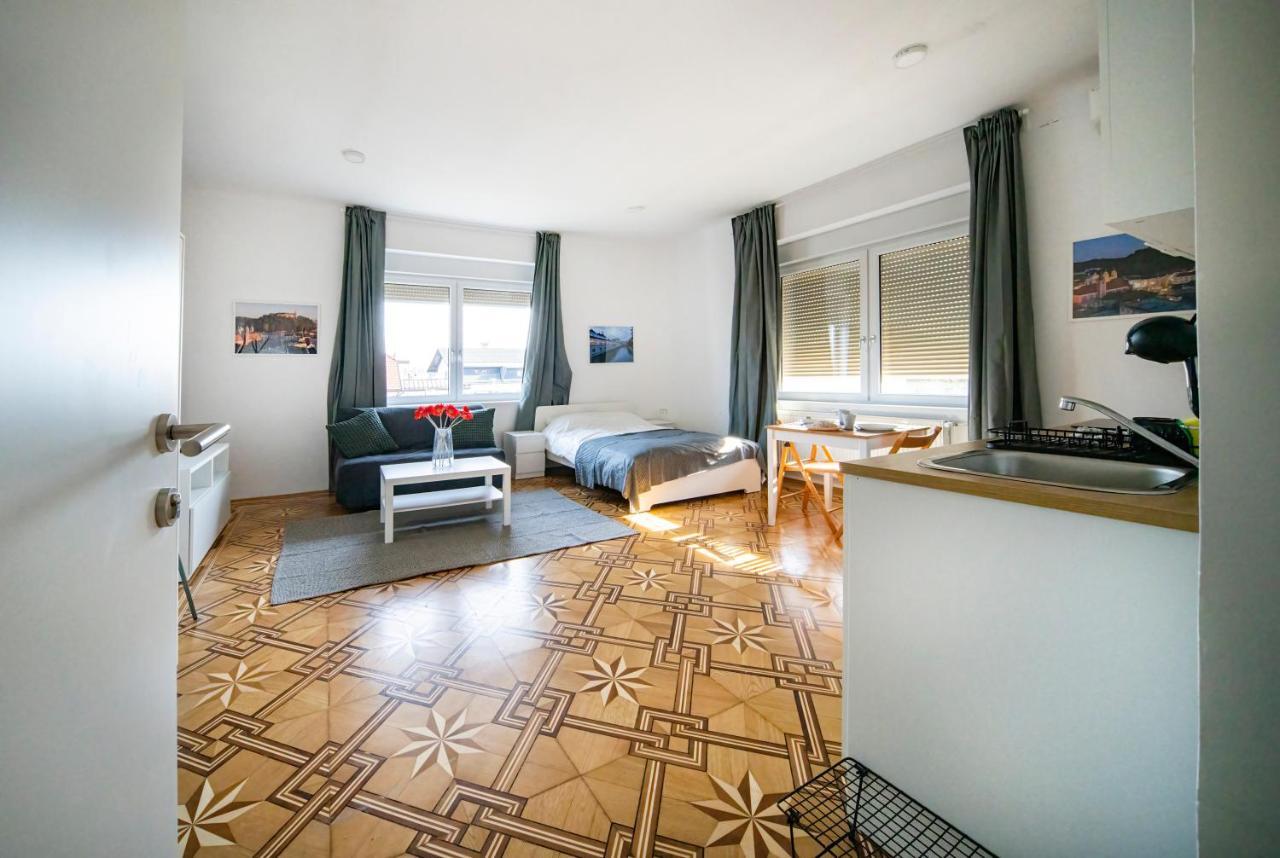 P & B Apartment Ljubljana Eksteriør billede