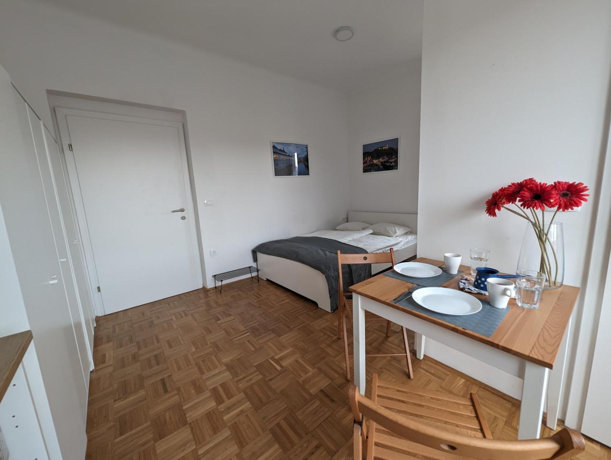 P & B Apartment Ljubljana Eksteriør billede
